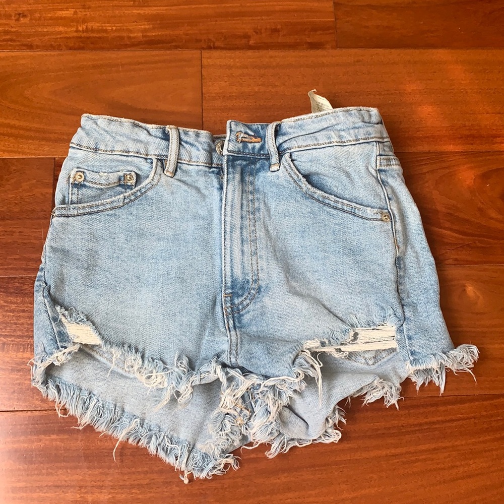 ZARA HI RISE DENIM SHORTS